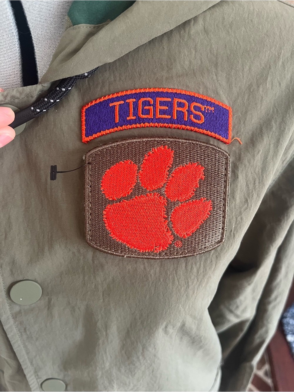 Nike Olive Green Hooded Field Jacket with Orange Tigers Patch. Never Worn! - Picture 5 of 8
